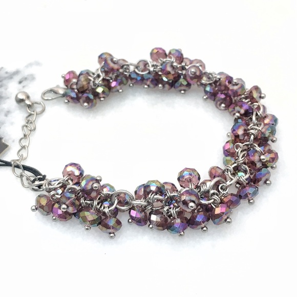 Iridescent Grape Cluster Bead Bracelet - Picture 2 of 3